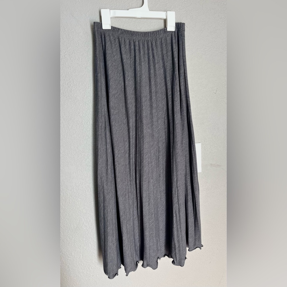 Americanino Gray Crinkled Textured Maxi Skirt Lightweight Flowy Ribbed Size Sml